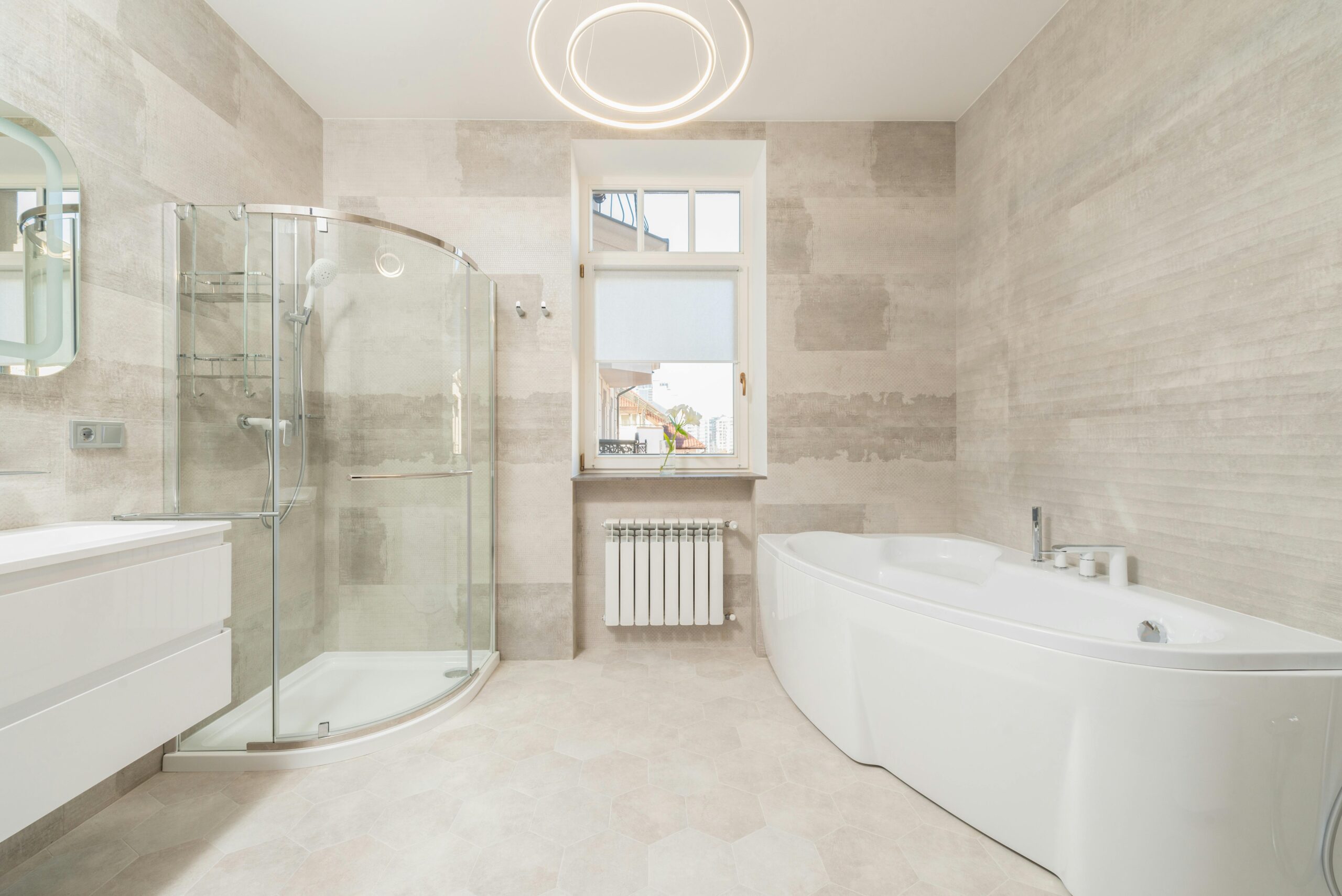 Why Choose Fast Glass for Shower Enclosures in Denver Metro